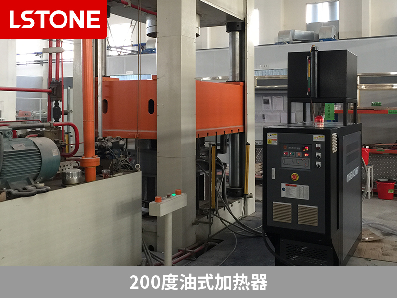200度油式加熱器控溫，助力復(fù)合材料生產(chǎn)